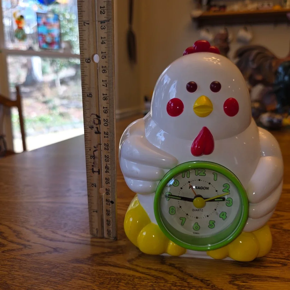 Vintage 90s Paragon Chicken Alarm Clock Glow Eyes Talks Hen Novelty Korea‎ Works